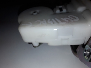 Subaru Outback (2009–2014) Heckklappenschloss 63032FG101 - 3