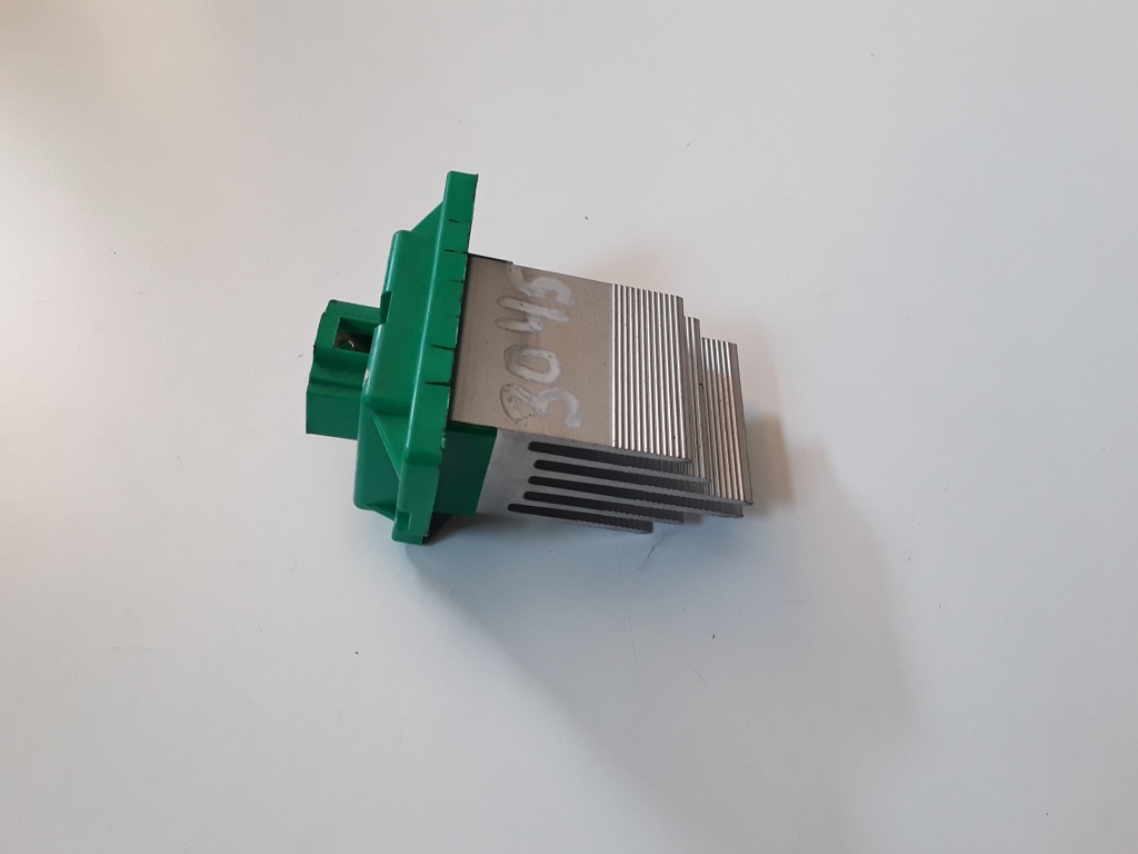 Kia Sportage (2010–2016) Cabin shoulder motor resistance PBTGF30 Kia Sportage (2010–2016) Cabin shoulder motor resistance PBTGF30
