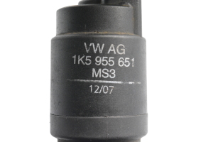 Volkswagen Transporter T5 (2003–2015) Front windshield washer pump 1T0955651 - 3
