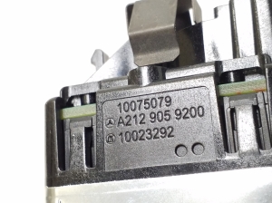 Mercedes Benz CLS-Class 218 (2011–2018) Trunk opening switch A2129059200 - 2