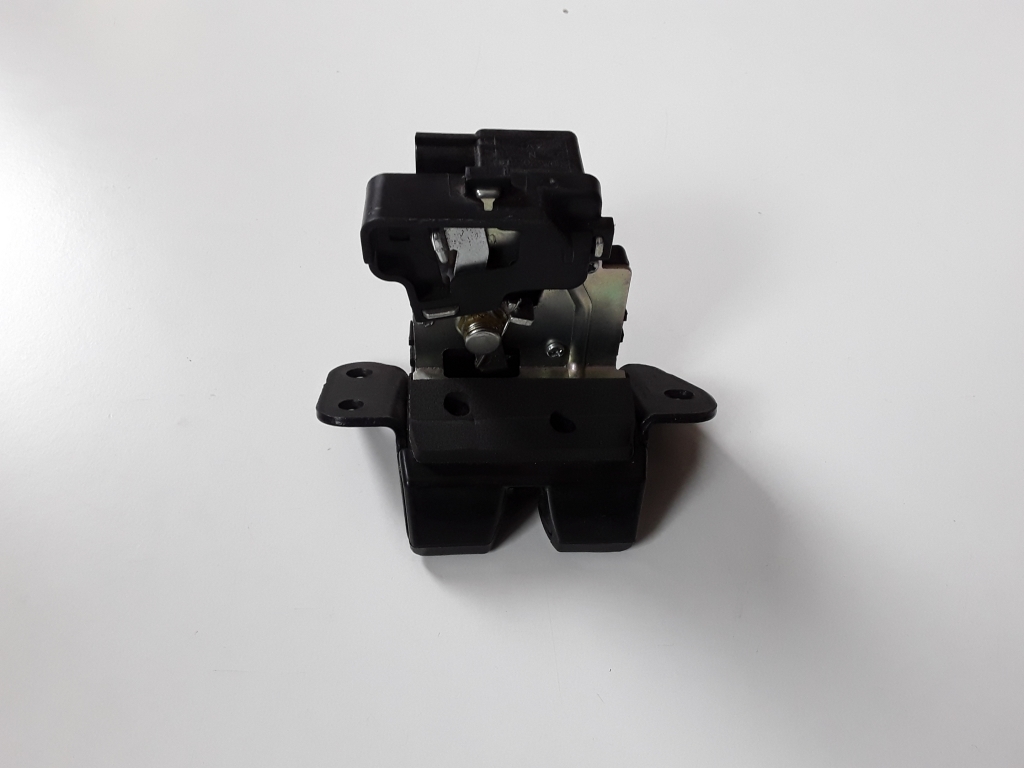 Kia Sportage (2010–2016) Trunk lid lock 812303W000