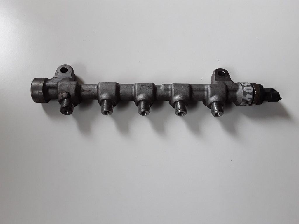 Kia Sportage (2010–2016) Kõrgsurve kütusetoru 0445214181 Kia Sportage (2010–2016) Kõrgsurve kütusetoru 0445214181