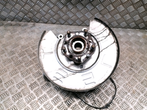 Tesla Model 3 3 (2016–2024) Rear wheel hub 1044416-00-F - 2