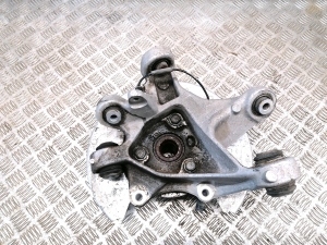 Tesla Model 3 3 (2016–2024) Rear wheel hub 1044411-00-F - 2