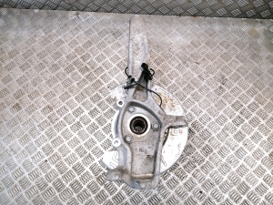 Tesla Model 3 3 (2016–2024) Front wheel hub and its parts 1044311-00-E - 2