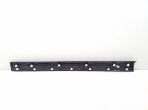 Polestar 2 II (2021–2026) Esiukse liist 31672655 - 5