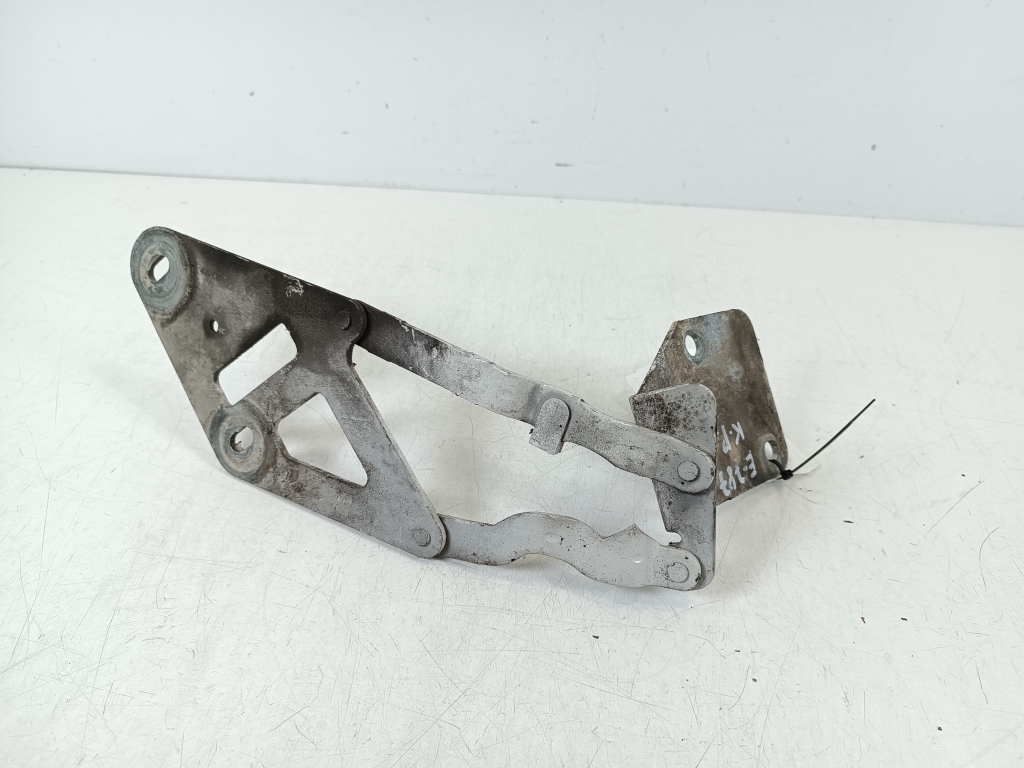 VOLKSWAGEN LT 2 generation (1996-2006) Front Left Bonnet Hinge 2D0823301B 20812141