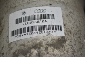 AUDI Q7 (2006–2015) Front shock absorber 7L8616040A - 2