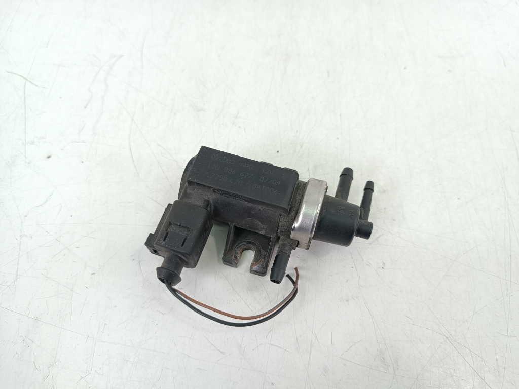 VOLKSWAGEN LT 2 generation (1996-2006) Solenoidový ventil 1J0906627 20807990