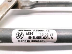 Volkswagen Tiguan (2017–2026) Windshield wiper motor 5NB955119A - 3
