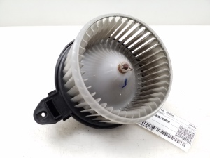 Heizungsgebläsemotor - 4B2820021C 