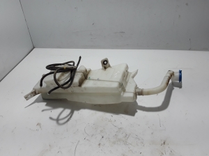   Front washer fluid reservoir  - 31378731 