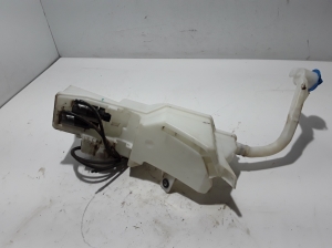 VOLVO S90 (2016–2026) Front washer fluid reservoir 31378731 - 3