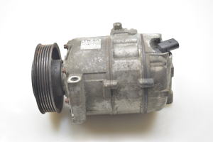   Air conditioner compressor 