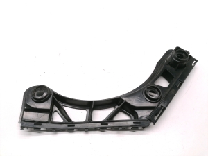  Rear bumper bracket 