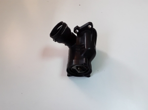  Thermostat housing 