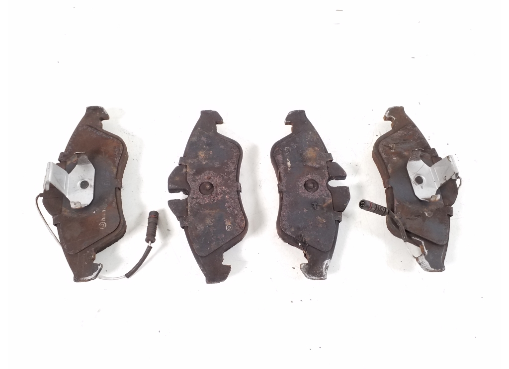 VOLKSWAGEN LT 2 generation (1996-2006)  Brake pads front 20952348