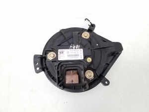 AUDI A4 B5 (1994–2001) Heizungsgebläsemotor 8E2820021 - 2