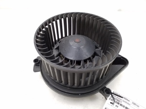Heater blower motor - 8E2820021 