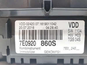Volkswagen Caravelle (2015–2026) Instrument cluster 7E0920 860S - 3