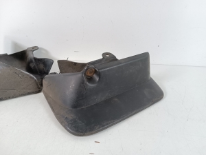 TOYOTA Hiace (2004–2026) Mud flap - 2