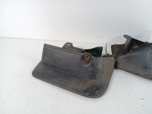 TOYOTA Hiace (2004–2026) Mud flap - 4