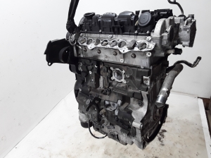 VOLVO V40 (2012–2019) Engine D4204T8 - 3