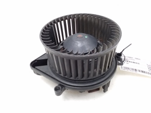 Heater blower motor - 8E2820021 