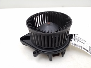Heater blower motor - 8E2820021 