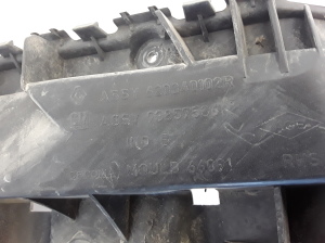 RENAULT Trafic II (2001–2014) Esikaitseraua kinnitus 620340102R - 2