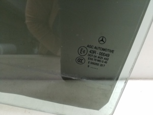 Mercedes Benz R-Class 251 (2006–2017) Aizmugurējo sānu durvju stikls - 2