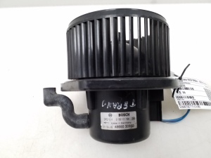 NISSAN Terrano R20 (1996–2007) Heizungsgebläsemotor 4868530350 - 2