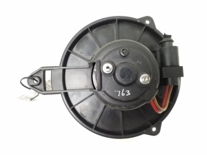 AUDI A6 C5 (1997–2005) Heizungsgebläsemotor MF0160700370 - 2