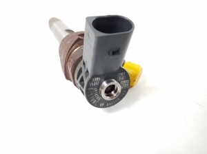 BMW 2 SERIES (F46) (2015–2026) Injektor Einspritzdüse 8514148 - 3