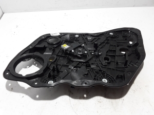 Front door window regulator - 82480-AT060