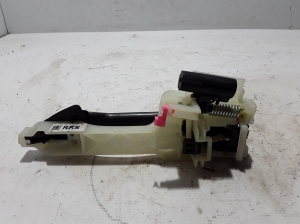 Kia Niro (2016–2022) Rear side door exterior handle and its parts - 3