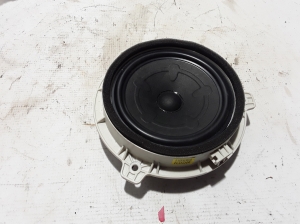 Rear side door speaker - 96340-AT100
