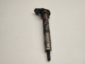  Fuel injector 