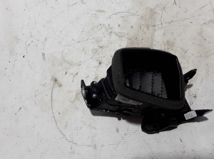 Kia Niro (2016–2022) Dashboard air vent grilles 97480AT000 - 3