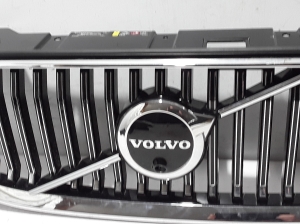 VOLVO XC60 (2017–2026) Kühlergrill - 4