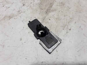 VOLVO XC90 (2015–2024) Front parking sensor holder 32345805 - 2