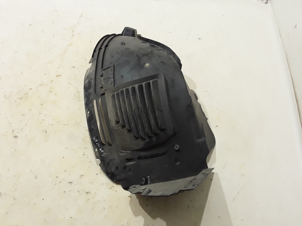 MERCEDES-BENZ GLE W167 (2019-2024) Front Right Inner Fender Front Part A1676901608 21081352