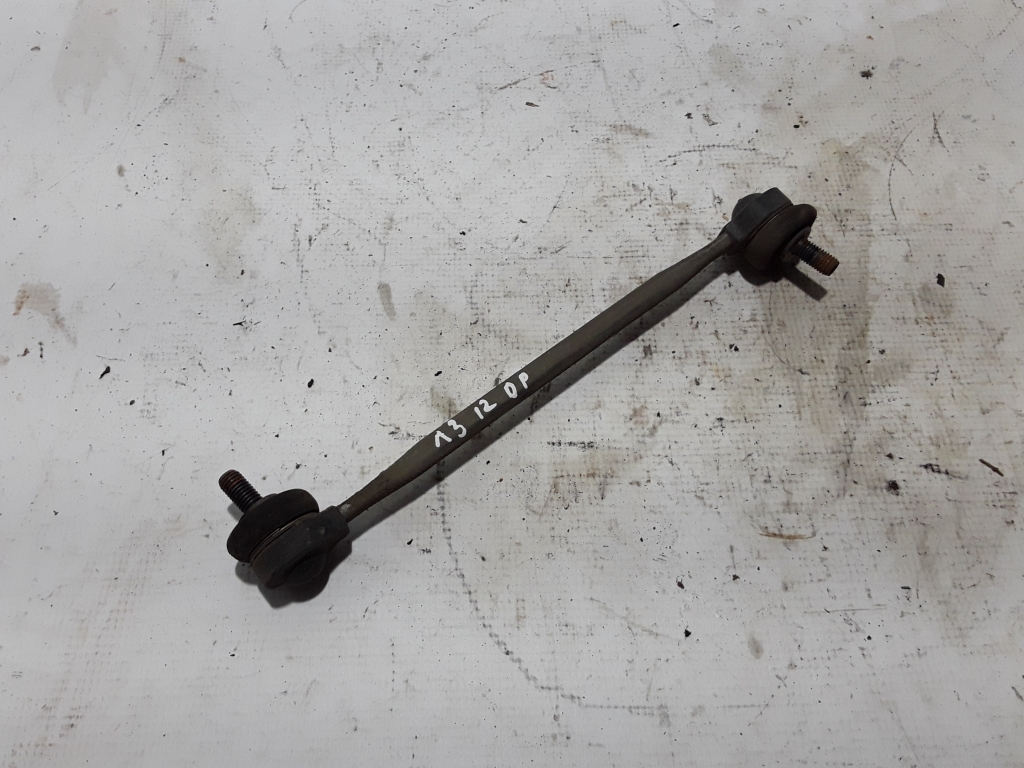 AUDI A1 8X (2010-2020) Front Right Stabilizer Link 6R0411315 21072146