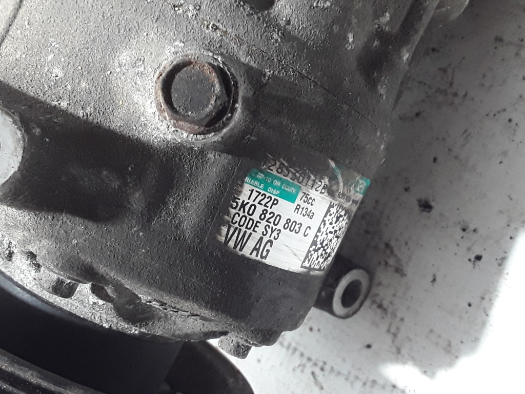 AUDI A1 8X (2010-2020) Hасос кондиционера 5K0820803C 21003843