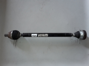   Antriebswelle vorne und ihre Teile  - 5Q0407272B 
