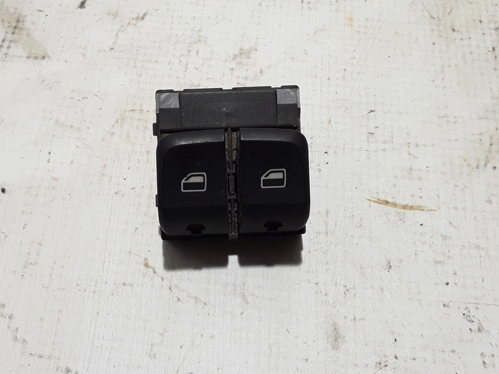 AUDI A1 8X (2010-2020) Front Right Door Window Switch 8X0959851A 21045146