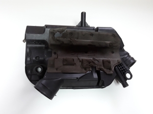 Opel Combo D (2012–2017) Luftfiltergehäuse 51907743 - 2