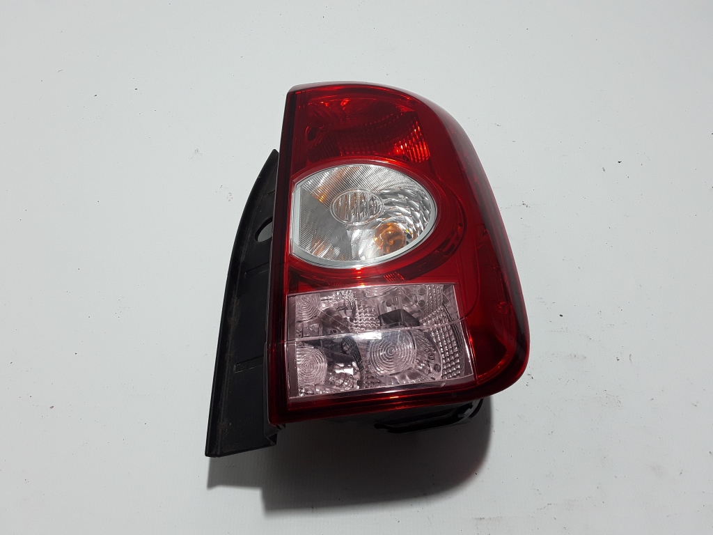 DACIA Duster 1 generation (2010-2017) Rear Right Taillight Lamp 265500033R 21088383