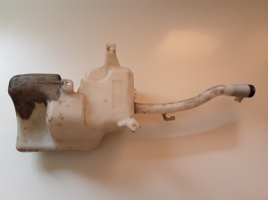 Opel Combo D (2012–2017) Front washer fluid reservoir T80 - 2