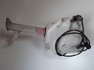 Scheibenwaschbehälter vorne - HLC37053
